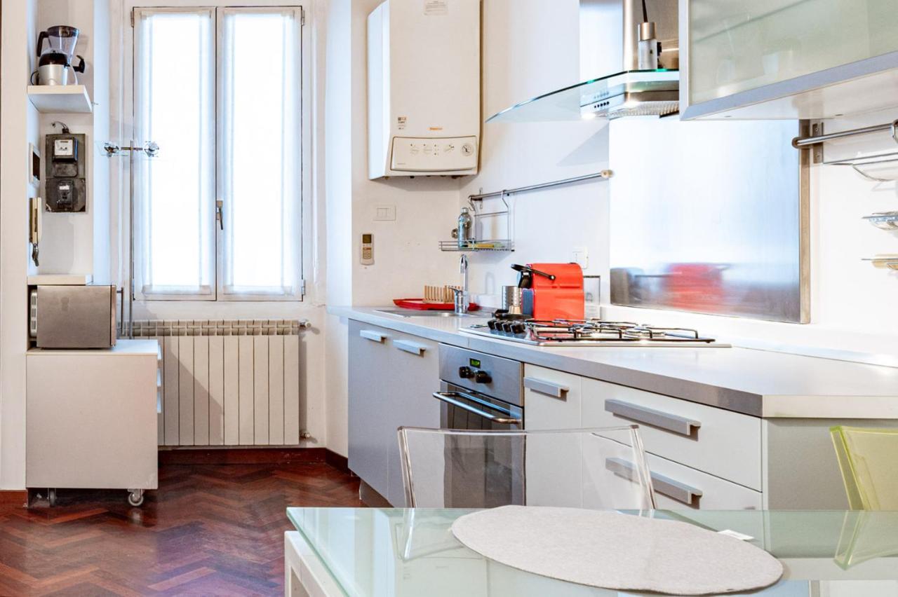 Apartment Ticinese Livings Comfy - Full City Center Mailand